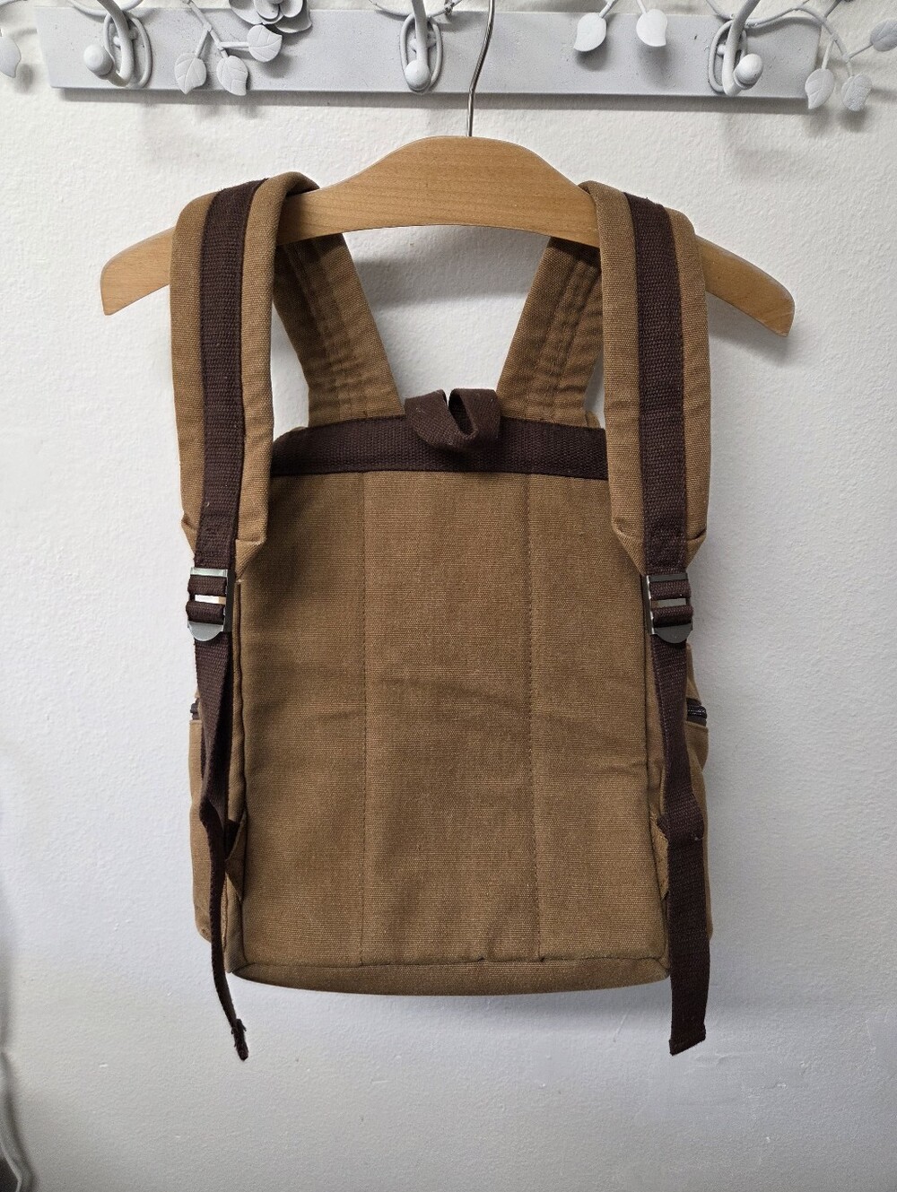 Backpack - Picture 8 of 13